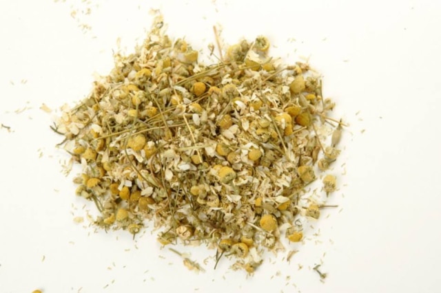 Divulgação Flores secas são uma ótima opção para o seu blend, como camomila seca.