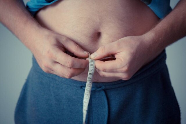jarmoluk/Pixabay Medidas da circunferência abdominal e do risco cardiovascular ajudam a definir necessidade de emagrecimento.