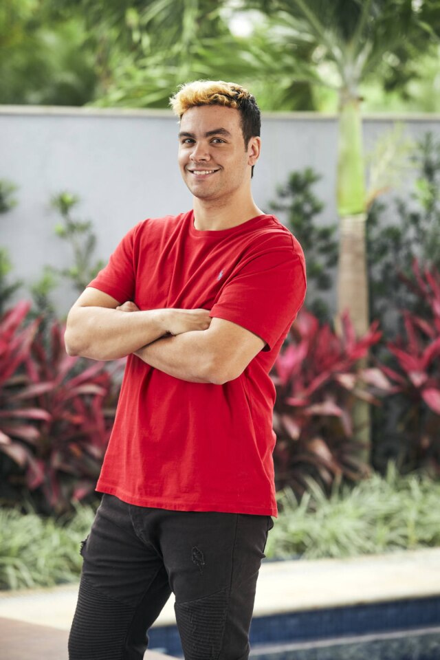 Guto Costa Luccas Neto tem 28 anos, é empresário e youtuber