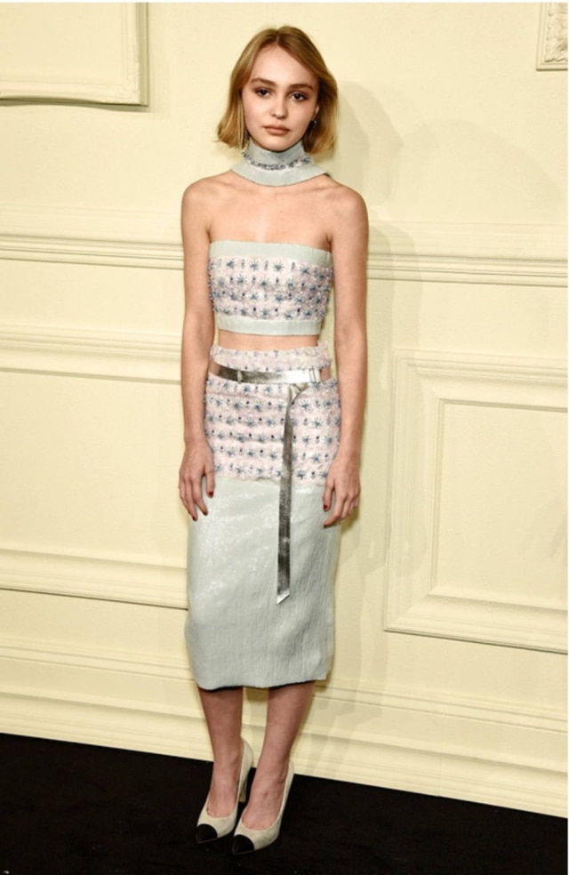 Dimitrios Kambouris/Getty Images Lily-Rose Depp, 16, é o rosto da coleção de eyewear da Chanel.
