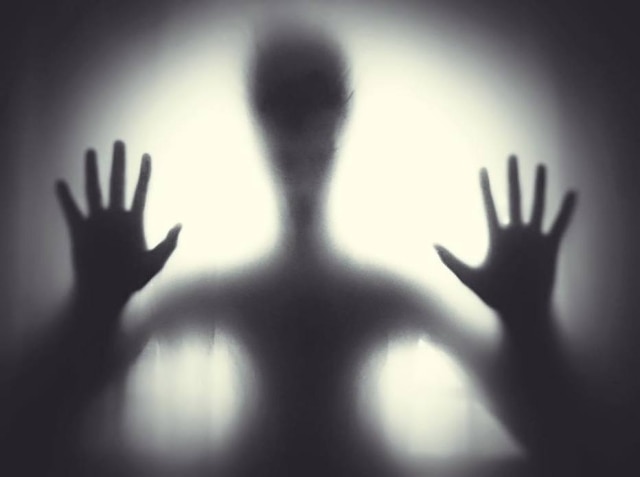 Pixabay / StockSnap Mulher alega ter feito sexo com mais de 20 fantasmas
