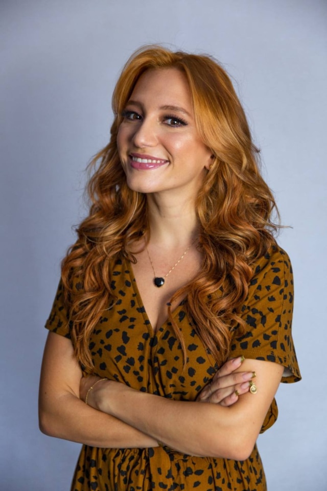 Globoplay Lorena Comparato vive Glaúcia em 'Rensga Hits', uma cantora que será a vilã do seriado.