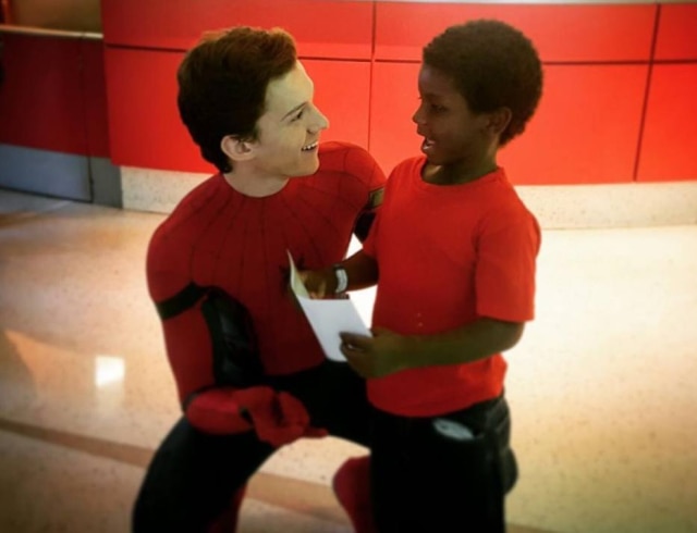 Reprodução/Instagram Tom Holland interpretará o Homem-Aranha nos próximos filmes da franquia