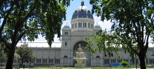 Wikimedia Commons Royal Exhibition Building, em Melbourne.
