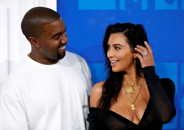REUTERS/Eduardo Munoz/File Photo Kim desfilou os looks pelas ruas de Calabasas