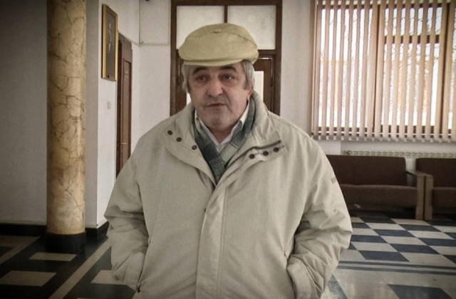 Simona Voicu/Adevarul via AP Na semana passada, Constantin foi declarado morto oficialmente pela Justiça romena – entretanto, ele está vivo.