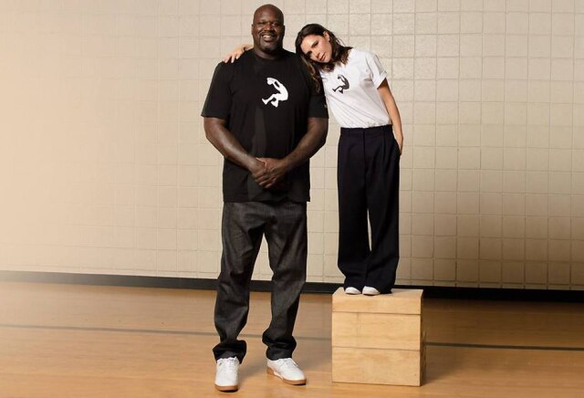 Divulgação Victoria Beckham homenageou Shaquille O'Neal em sua primeira coleção para a Reebok