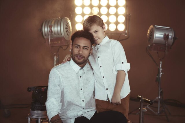 Divulgação/C&A Neymar e Davi Lucca são os protagonistas da campanha de Dia dos Pais