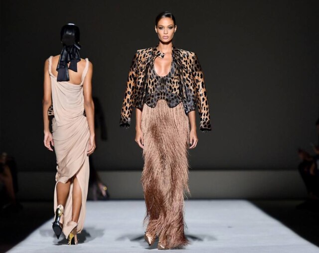 Tommy Hilfiger retorna para Semana de Moda de Nova York com foco nos  consumidores mais jovens - Blog Ana Cláudia Thorpe