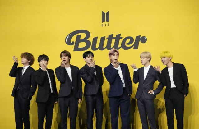 AP/Lee Jin-man Integrantes do BTS no lançamentos do novo single 'Butter'