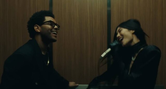 YouTube / The Weeknd Em ‘Out Of Time’, The Weeknd contou com a participação da coreana Jung Ho-yeon.