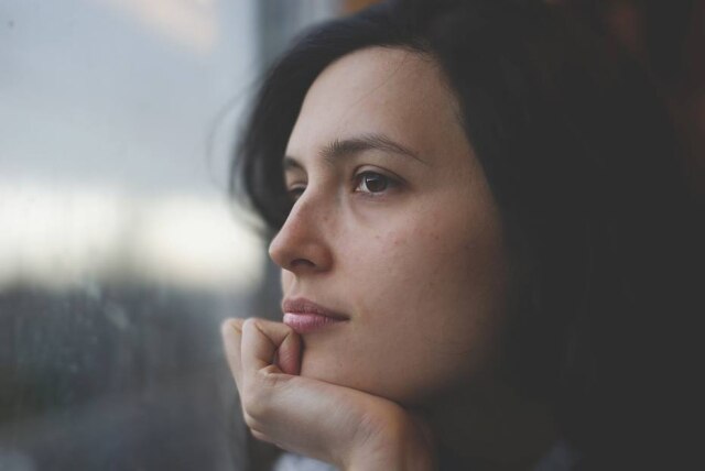 Pixabay Para muitas pessoas a dificuldade de se concentrar em alguma coisa é atribuída a uma certa confusão que se instala quando temos coisas demais na cabeça