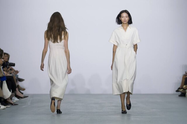 AFP PHOTO / JUSTIN TALLIS Desfile Barbara Casasola verão 2017.