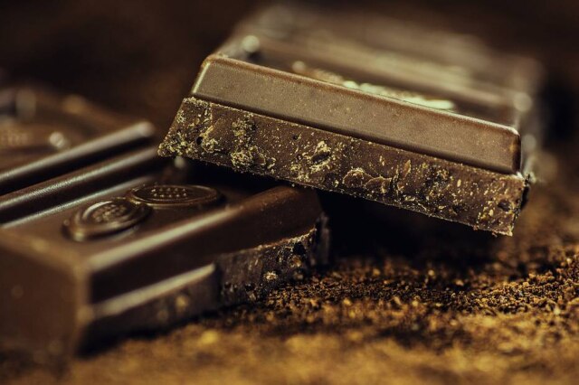 Pixabay Chocolate faz bem? Se tiver bastante concentração de cacau, sim, ao menos segundo estudo.