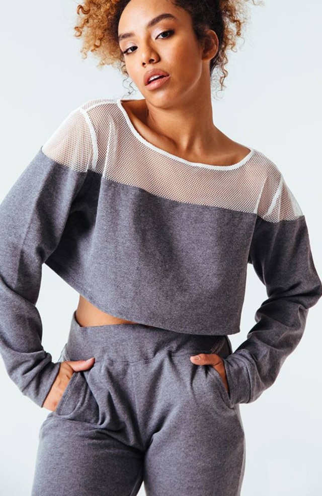 Divulgação/Serena Williams O moletom cropped pode ser comprado por 60 dólares