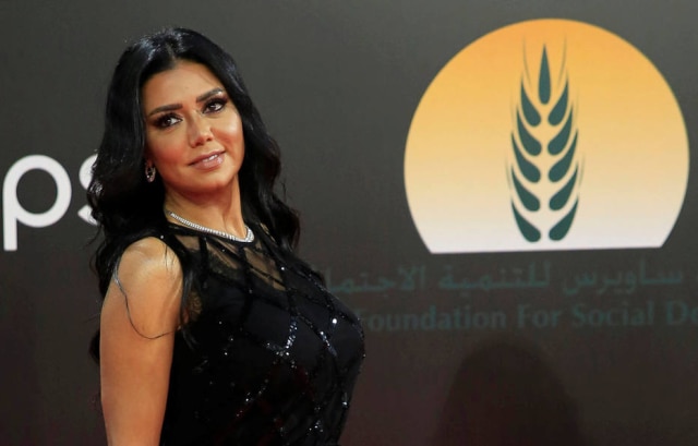 Mohamed Soliman/Reuters Rania Youssef na 40ª edição do Festival de Cinema do Cairo.
