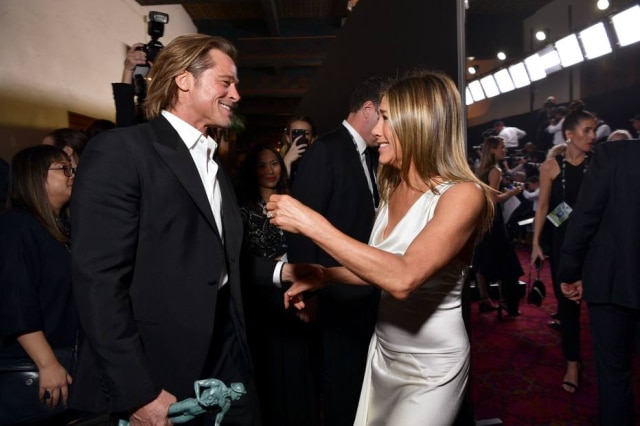 Encontro de Brad Pitt e Jennifer Aniston no SAG Awards cria polêmica -  Emais - Estadão