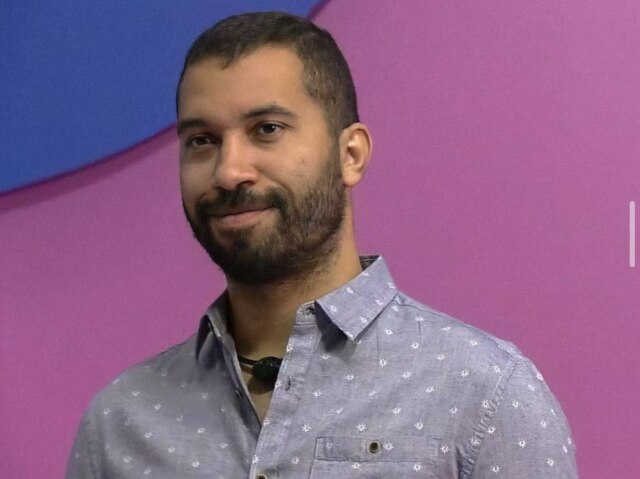 Instagram/@gildovigor Gil do Vigor fala sobre 7 de setembro enquanto caminha em direção ao curso de PhD, nos EUA
