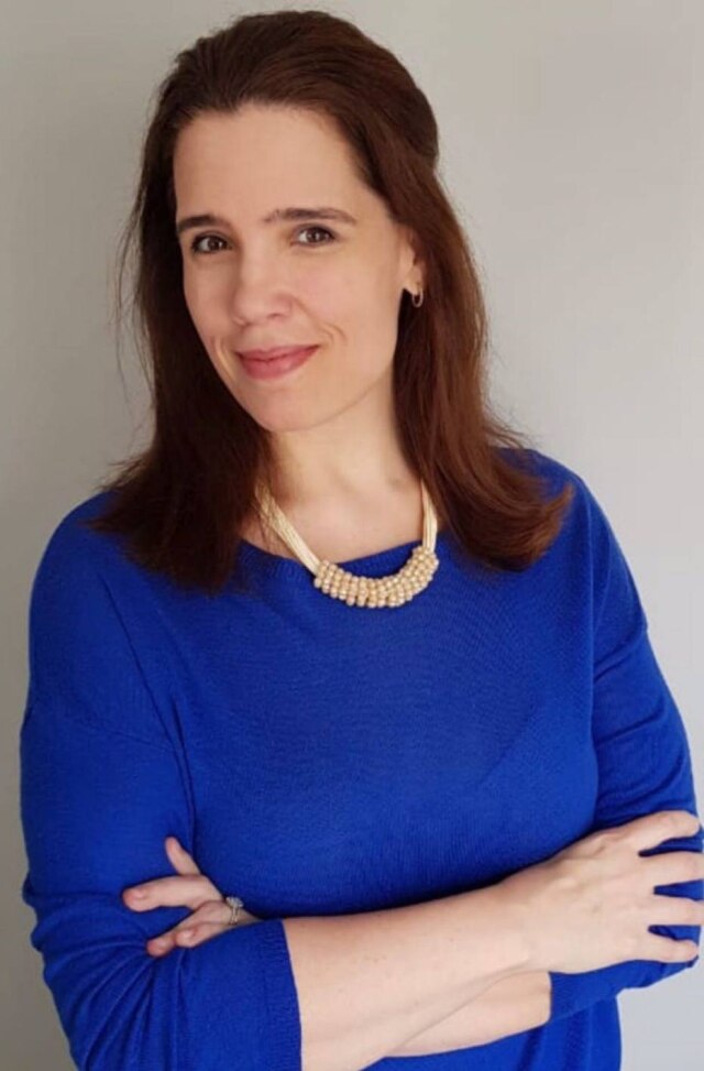 2B Press Andrea Levy, psicóloga e uma das coordenadoras da ONG Obesidade Brasil, reforça que 'ninguém escolhe ser obeso' e fala quais fatores levam a obesidade.