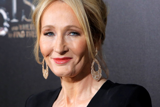 Andrew Kelly/Reuters J.K. Rowling processou ex-funcionária