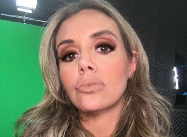 Instagram/@rebanhara Renata Banhara, ex-integrante do quadro 'banheira do Gugu', nos anos 1990.