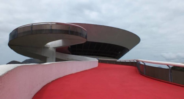 Divulgação O MAC de Niterói será a sede do desfile Cruise 2017 da marca francesa Louis Vuitton