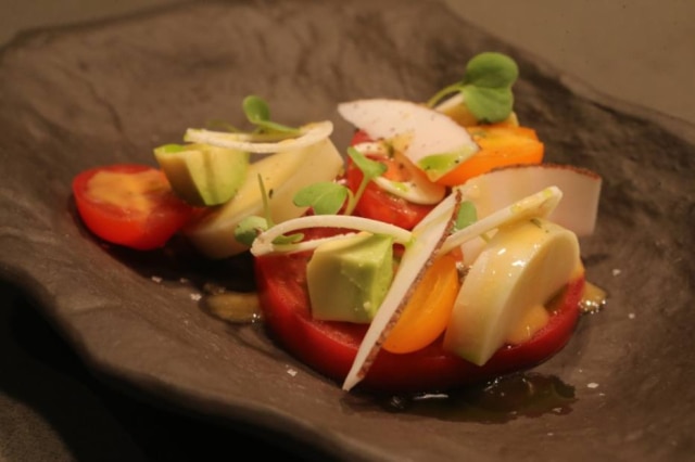 Nilton Fukuda|Estadão Salada de tomates e pupunha