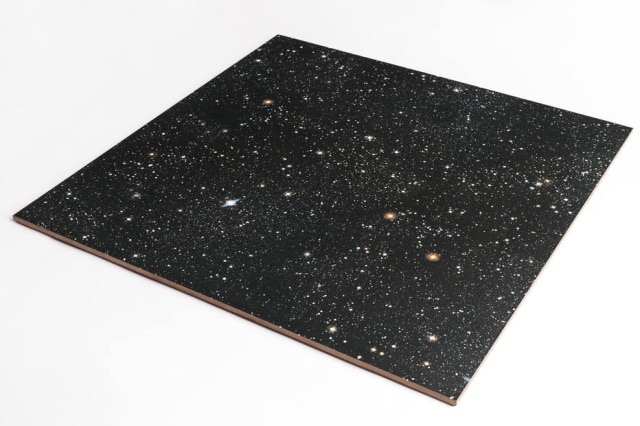 Foto: Decortilles Placa de porcelanato sem aplicações metalizadas indicada para pisos