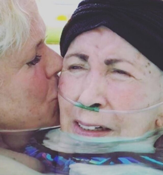 Instagram/@xuxamenegheloficial Junno Andrade e Sasha postaram homenagens a Alda Meneghel, mãe da apresentadora Xuxa, em suas redes sociais