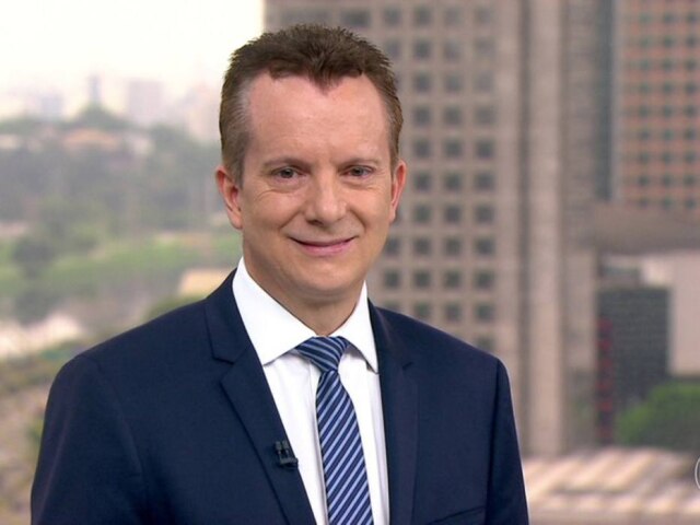 Reprodução/Globo Candidato do PRB foi entrevistado por César Tralli no 'SPTV'