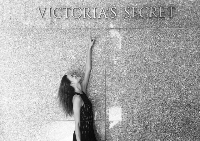 Instagram/ @barbarafialho1 Barbara Fialho posta foto após a prova de looks da Victoria's Secret