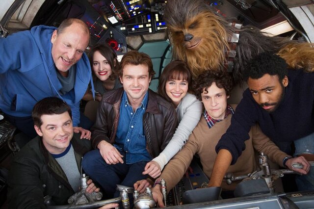 Walt Disney Studios Elenco de 'Han Solo: Uma História Star Wars'.