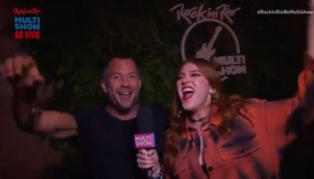 Reprodução/Multishow O ator Malvino Salvador e Ana Clara, durante a transmissão do Rock in Rio 2019, no Multishow.