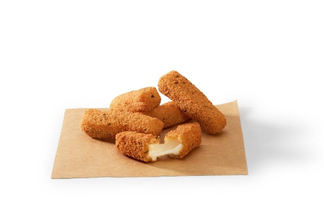 Divulgação Mozzarela Sticks, outro item do cardápio especial para comemoração do milésimo Mc Donald's no Brasil.