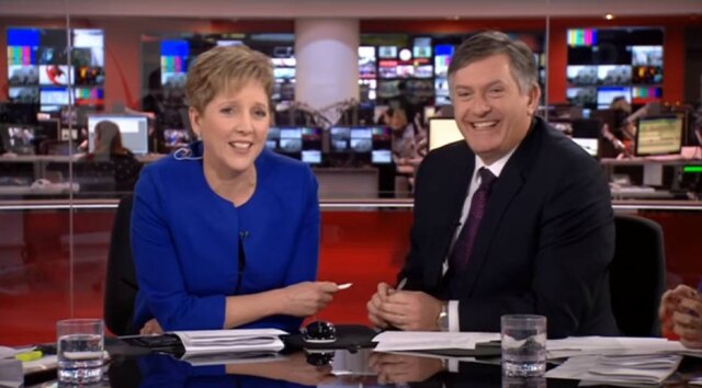 Reprodução de cena da BBC News/BBC Carrie Grace em seu último programa antes de se tornar correspondente na China