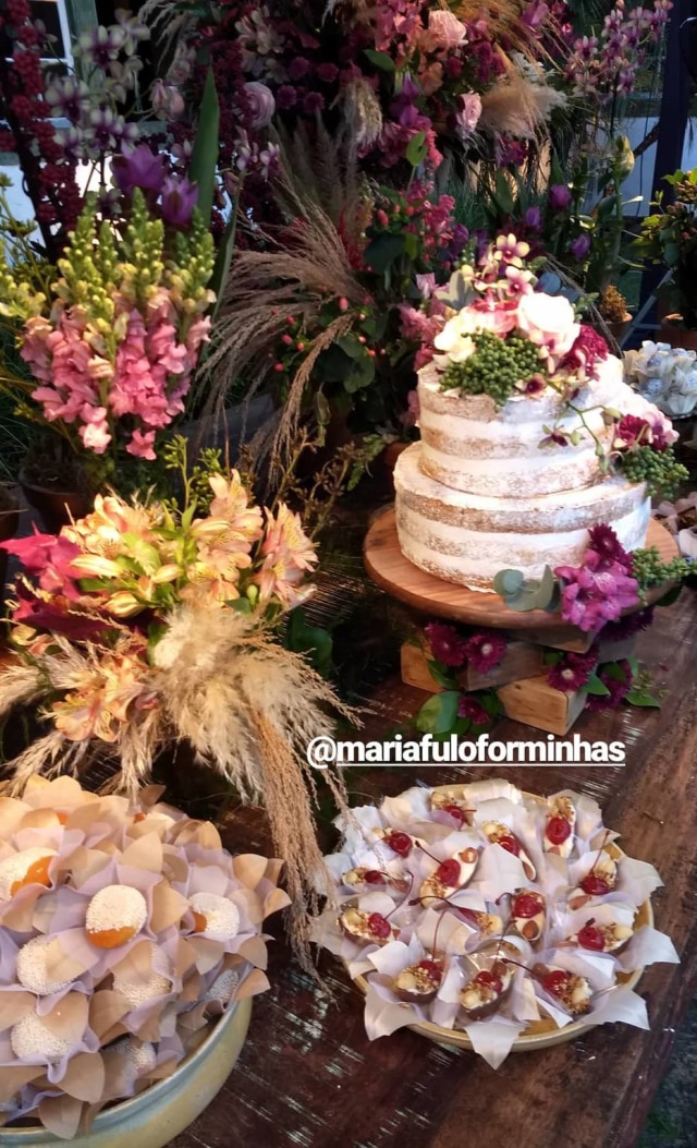 Instagram/@isabelafrancoatelier Decoração do casamento de Cauã Reymond e Mariana Goldfarb.