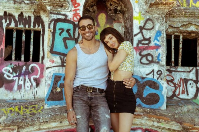 Netflix René (Miguel Ángel Silvestre) é o ex-namorado de Tóquio
