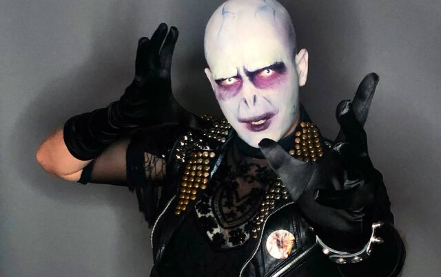 Twitter / @flawdamaniac Drag queen Florida Elizabeth Man como Lord Voldemort.