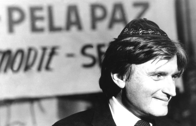 Norma Albano/ Estadão Henry Sobel participa de homenagem aos mortos pelas bombas atômicas lançadas sobre o Japão, São Paulo, 6/8/1991.