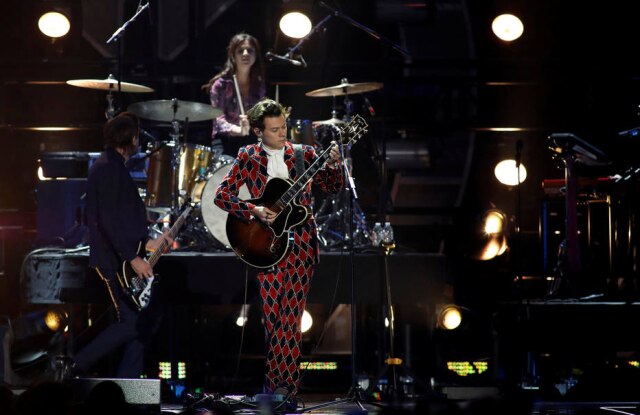 Steve Marcus/Reuters O cantor britânico Harry Styles foi assediado fisicamente durante um show e revoltou os fãs nas redes sociais