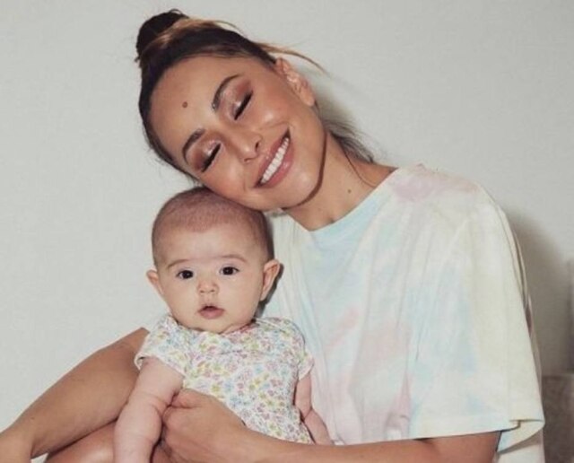 Instagram/@sabrinasato A apresentadora Sabrina Sato e a filha Zoe.
