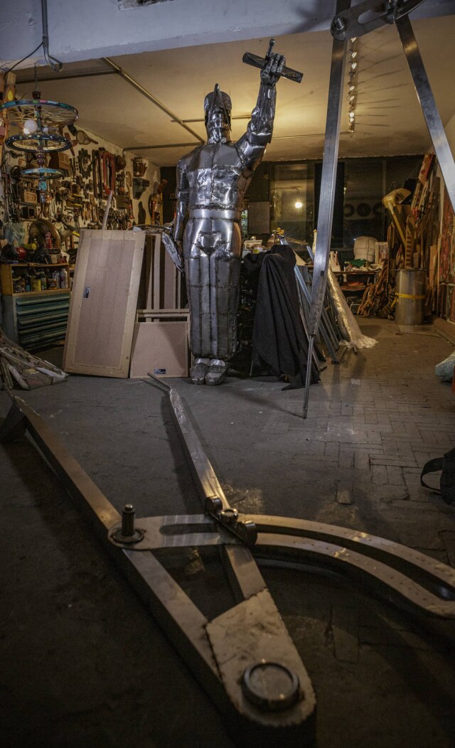 TABA BENEDICTO / ESTADAO A escultura de Tebas ficará exposta na Praça Clóvis Beviláqua, no centro de São Paulo
