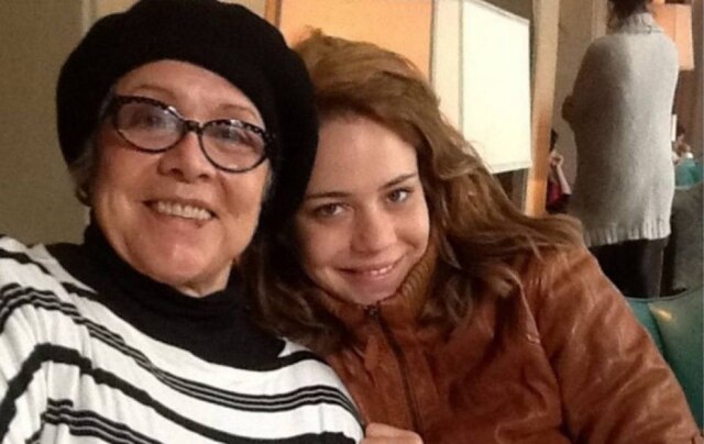 Instagram/ @leandraleal Leandra Leal comemorou que sua mãe, Ângela Leal, tomou a vacina contra covid-19, nesta segunda-feira, 22