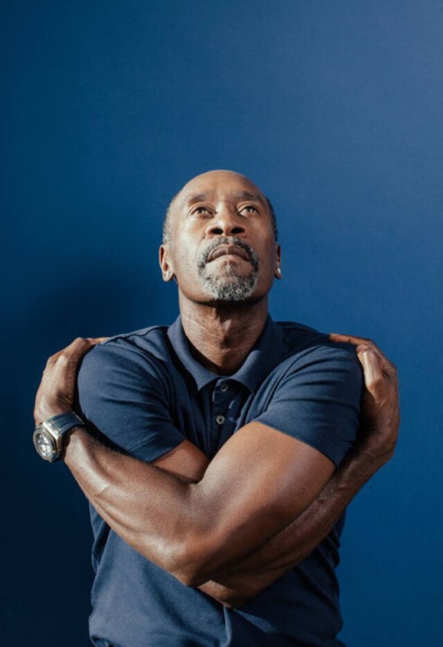 Elizabeth Weinberg|The New York Times Don Cheadle dirigiu e estrelas em "Miles Ahead", como o trompetista de jazz Miles Davis, um projeto que ele tinha sido envolvido em durante anos