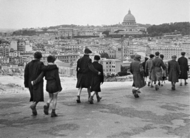 Reprodução Cena do filme "Roma, Cidade Aberta"