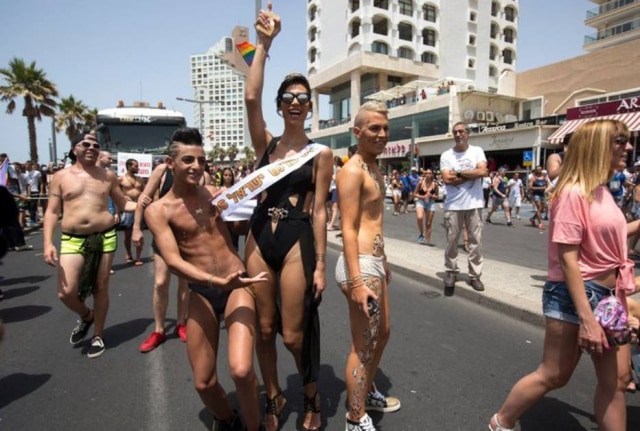 Jim Hollander/European Pressphoto Agency Parada Gay realizada em junho em Tel Aviv