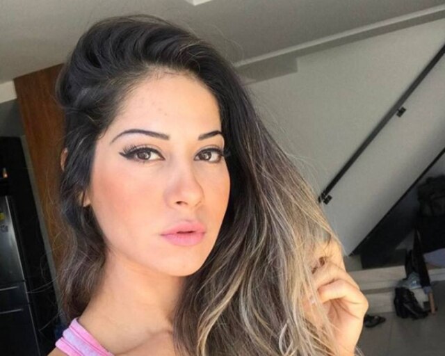 Instagram / @mayracardi Mayra Cardi