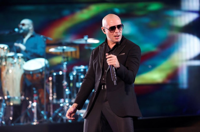 Youssef Boudlal / Reuters O cantor Pitbull