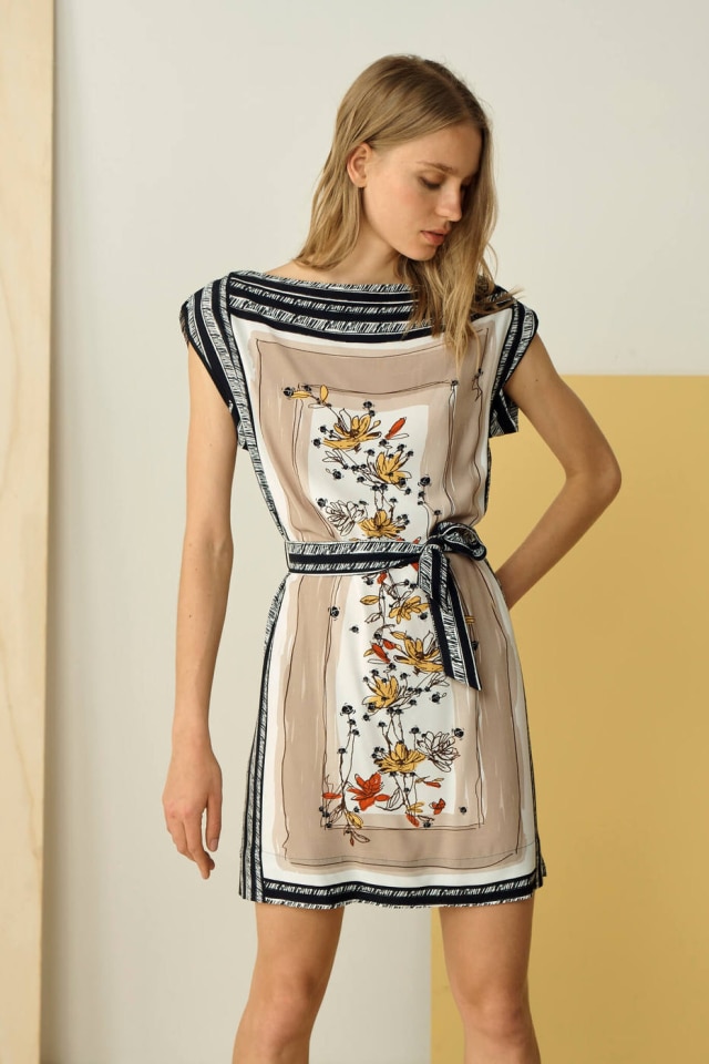 Gustavo Ipólito/Divulgação Vestido floral geométrico do verão 2019 da Iódice