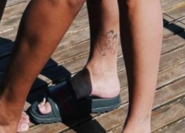 Instagram/@souzaronan Tatuagem que Ronan Souza fez na perna direita em homenagem à enteada Vitória